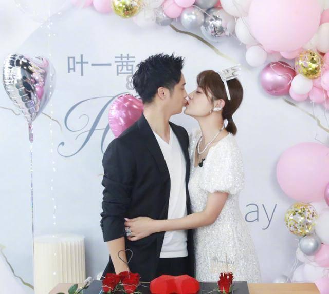 了解情侣租房应该AA还是男生交房租?知识星球,开启学习新时代